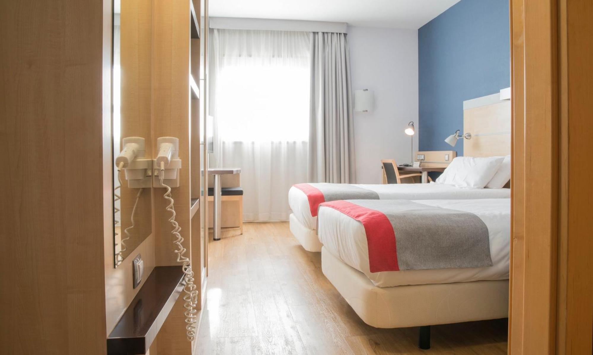 فندق جيتافيفي  هوليداي إن إكسبريس مدريد - خيتافي المظهر الخارجي الصورة